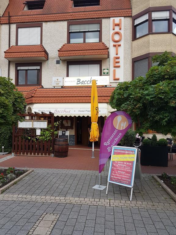 Hotel Restaurant Paelzer-Buwe Haßloch Eksteriør billede